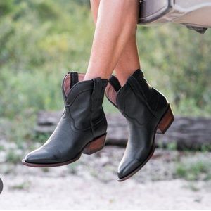 Tecovas The Penny Booties